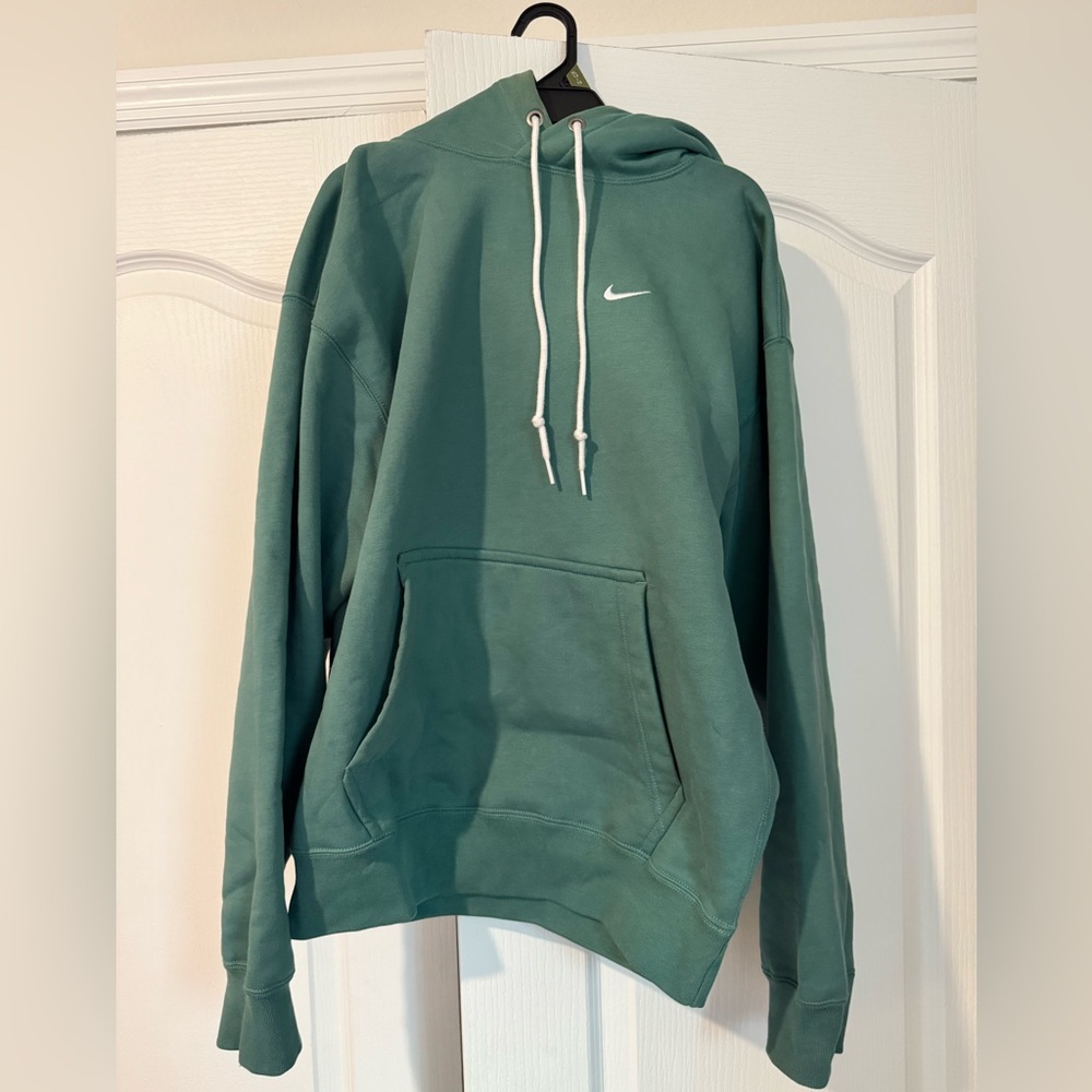 Nike Solo Swoosh Hoodie